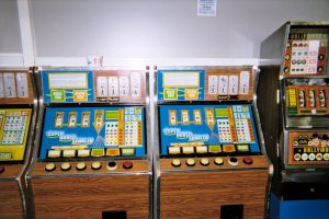 Old_fruit_machines