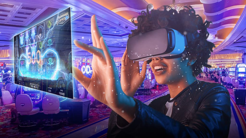 ONLINE CASINOS EXPLORE VIRTUAL AND AUGMENTED REALITY TECHNOLOGIES TO ENHANCE PLAYER EXPERIENCE