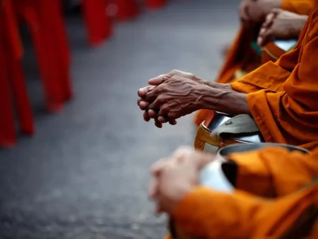 MONK FROM THAILAND WON A JACKPOT OF $176,000. HE PRAYED TO THE BUDDHA TO SEND HIM MONEY