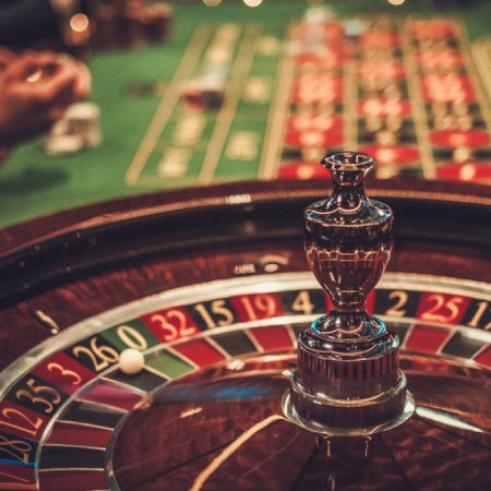 IN INDIA, A BUSINESSMAN LOST $6.5 MILLION ON A FAKE ONLINE CASINO SITE
